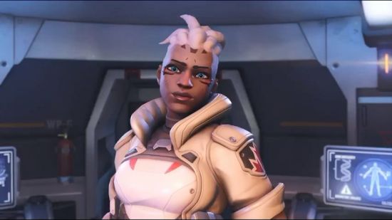 荣耀GT Pro助力2025电竞世界杯展现强劲性能